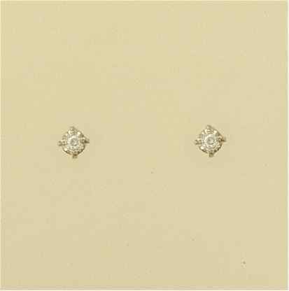 GPC 2pt DIAMOND ILLUSION SET STUDS