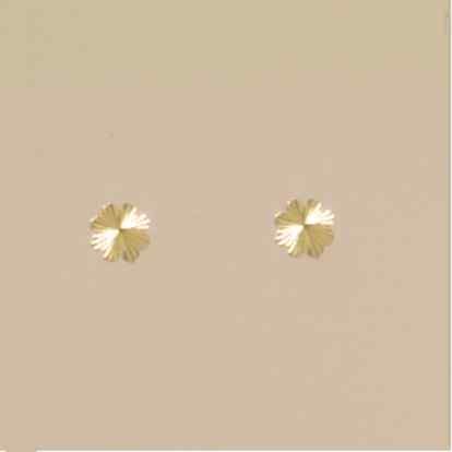 GPC SMALL D/C FLOWER STUDS             =