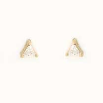 GPC 5mm TRIANGULAR CLAW SET CZ STUDS   =