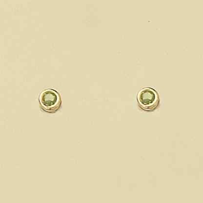 GPC 3mm PERIDOT RUB SET STUDS