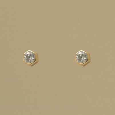 GPC 4MM HEXAGON CZ RUBSET STUD