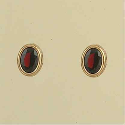 GPC 8x6mm OVAL GARNET STUDS
