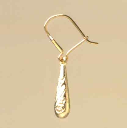 GPC SMALL PAISLEY DROP EARRING         =