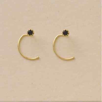 GPC 2mm SAPPHIRE CLAW SET NOSE STUDS   =