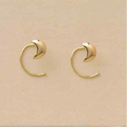 GPC CRESCENT MOON NOSE STUD