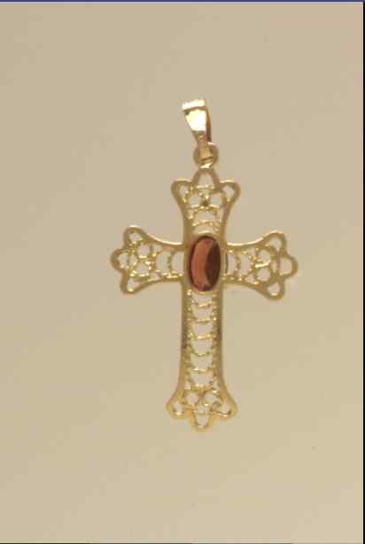 GPC 25x18mm FILIGREE CROSS/6x4mm GARNET