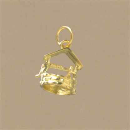 GPC WISHING WELL CHARM                 =