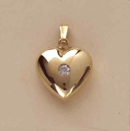 SPC 3mm CZ SET 15mm POLISHED HEART PEND.