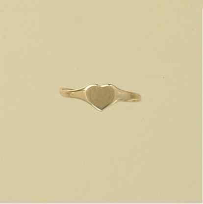 GPC PLAIN HEART BABY SIGNET RINGS