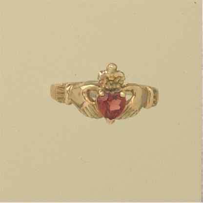 GPC GARNET CLADDAGH RING