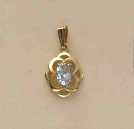 GPC 6x4mm OVAL BLUE TOPAZ FANCY PENDANT