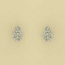 9ct WHITE 20pt DIAMOND TEARDROP CLUSTER