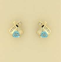 9ct 8pt DIA.TRILLION BT KISS CROSS STUD