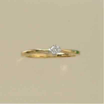 9ct 10pt DIAMOND SOLITAIRE RING