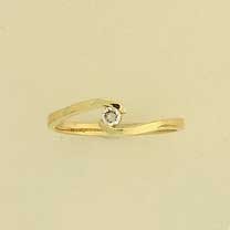 9ct 10pt SOLITAIRE DIAMOND RING