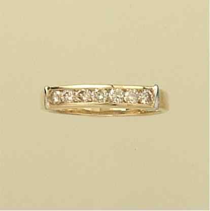 9ct 50pt DIAMOND CHANNEL SET 1/2 ET