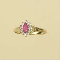9ct 6pt DIA/RUBY MARQUISE CLUSTER RING =