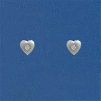 SPC DIA.SET MATT 5mm HEART STUDS       =