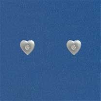 SPC DIA.SET MATT 5mm HEART STUDS       =