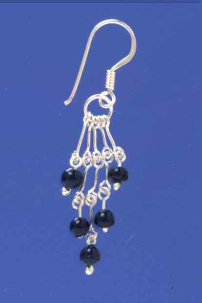 SPC ONYX BEADS DROP EARRING            -