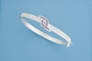 SPC AMECZ/CZ CHANNEL SET HINGED BANGLE