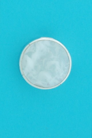 SPC 30mm ROUND M.O.P.SLIDER PENDANT    =