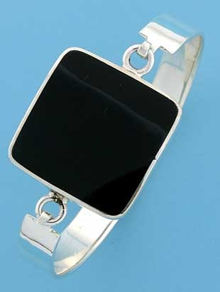 SPC 30mm SQUARE ONYX CLIP BANGLE       =