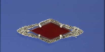 SPC MARQUISE CORNELIAN/MARCASITE BROOCH