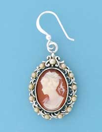 SPC RED IMM.CAMEO/PEARL DROP EARRINGS  =