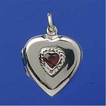 SPC HEART LOCKET 20mm WITH GARNET      =