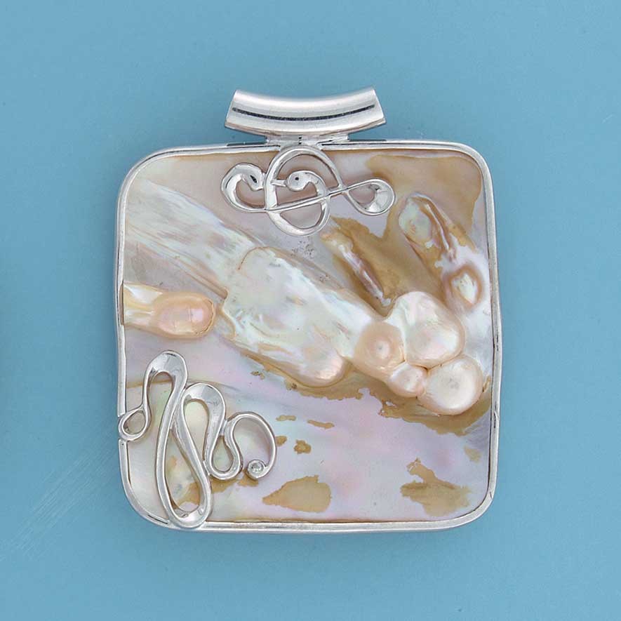 SPC 45mm SQUARE BLISTERED SHELL PENDANT