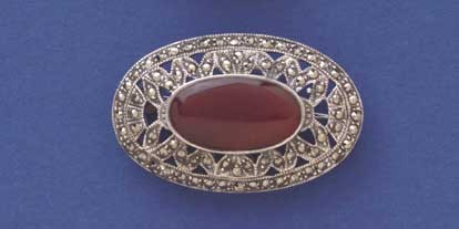 SPC CORNELIAN/MARCASITE OVAL BROOCH    -