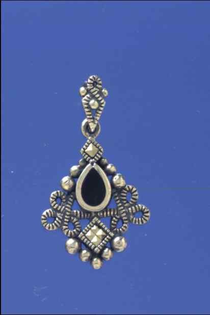 SPC TEARDROP ONYX/SQ MARCASITE PENDANT -