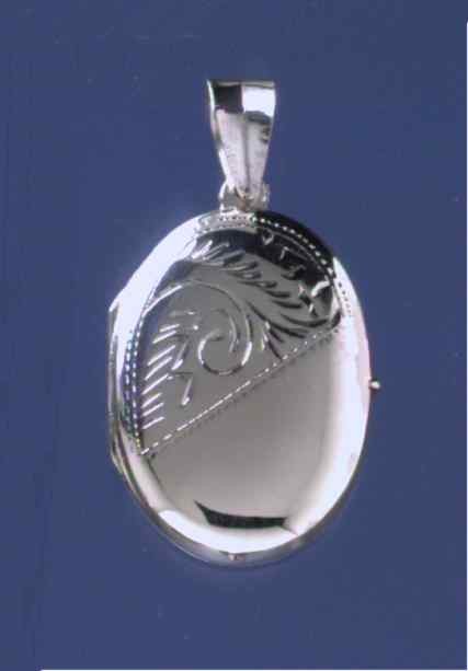 SPC 1/2 ENG FLAT OVAL LOCKET