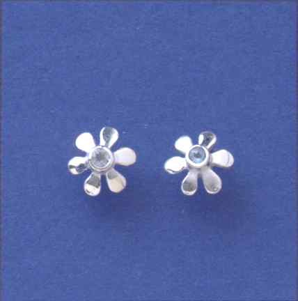 SPC TINY 8mm DAISY STUD WITH BLUE TOPAZ=