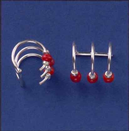 SPC 3 BAND WITH RED/BLACK BEADS EARCUFF-