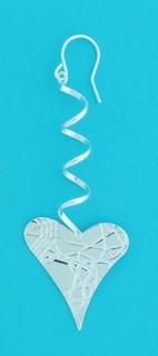 SPC WIRE EFFECT FLAT HEART ON COIL DROP