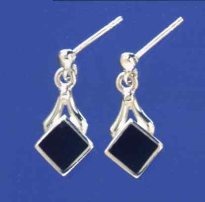 SPC DIAMOND SHAPE ONYX DROP EARRINGS