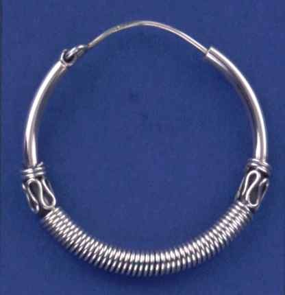 SPC 32mm WIRE WRAPPED BALI CREOLE      =
