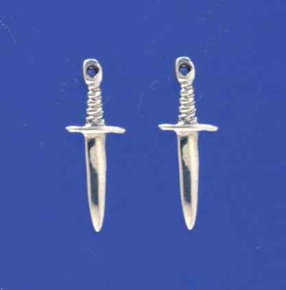 SPC DAGGER STUDS                       =