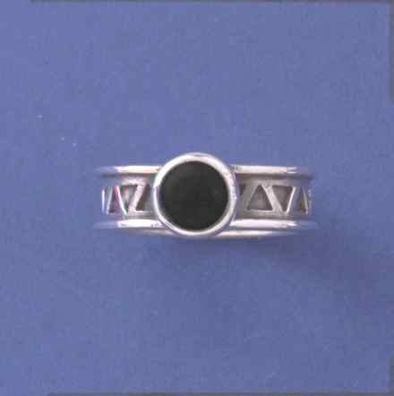 SPC 6mm OXIDISED PAT.BAND ONYX RING