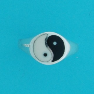 SPC PLAIN SHANK YIN-YAN SIGNET RING