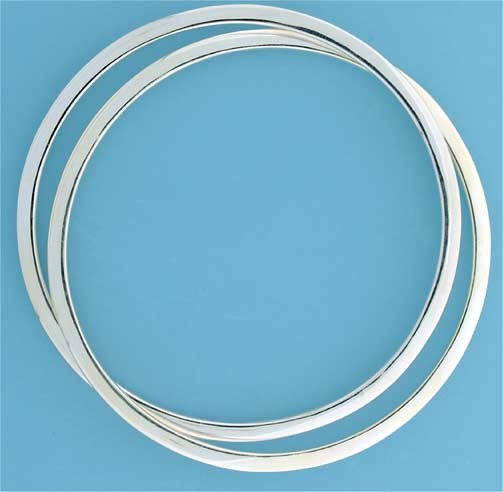 SPC 3x4mm SQ.HOLLOW 2pc R.W.R. BANGLE