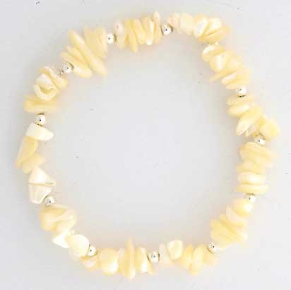 SPC WHITE SHELL CHIPS ELASTIC BRACELET