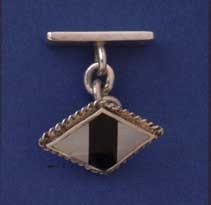 SPC ONYX/MOP DIAMOND CUFFLINK