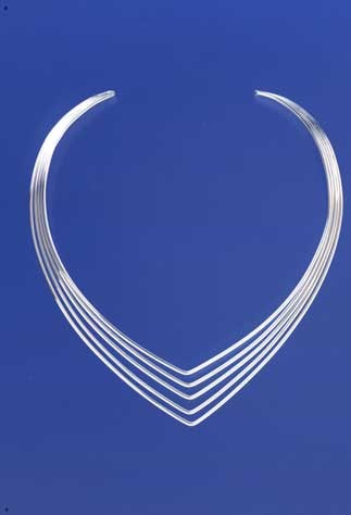 SPC 5 BAND V SHAPED WIRE COLLAR