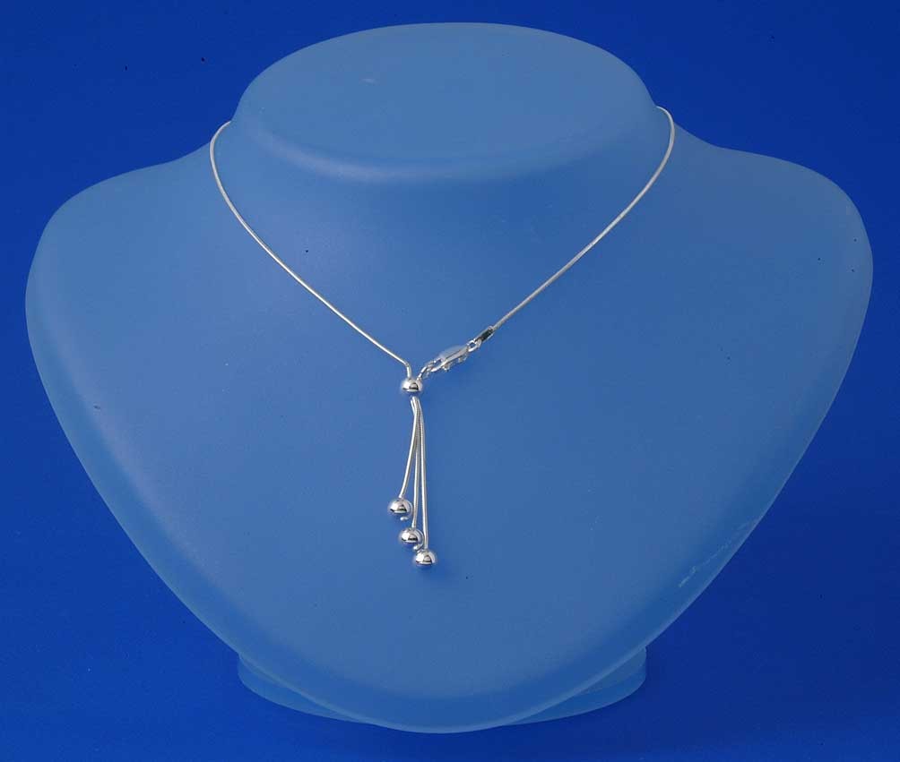 SPC SNAKE CHAIN WITH 3 BEAD DROPS