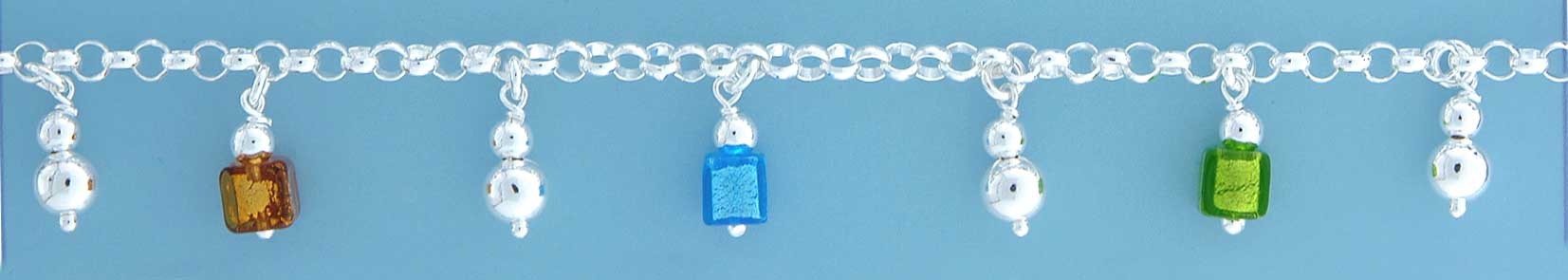 SPC SMALL MURANO CUBES/SILVER BEAD BRAC=