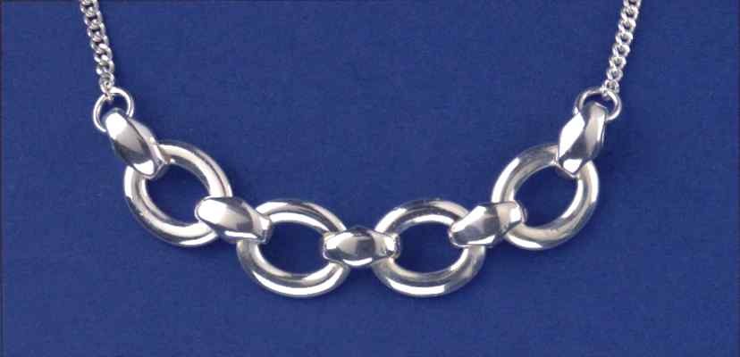 SPC 4 OVAL RINGS CURB NECKLACE