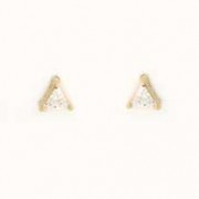 GPC 5mm TRIANGULAR CLAW SET CZ STUDS   =